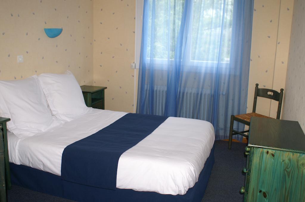Hotel Celeste Bagneres-de-Luchon Phòng bức ảnh