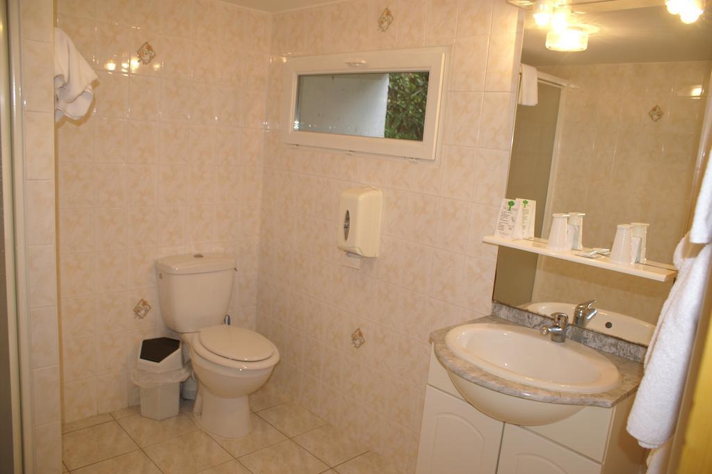 Hotel Celeste Bagneres-de-Luchon Phòng bức ảnh