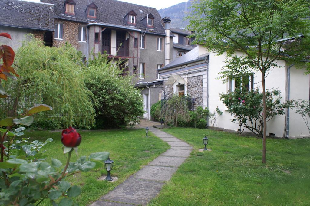 Hotel Celeste Bagneres-de-Luchon Ngoại thất bức ảnh