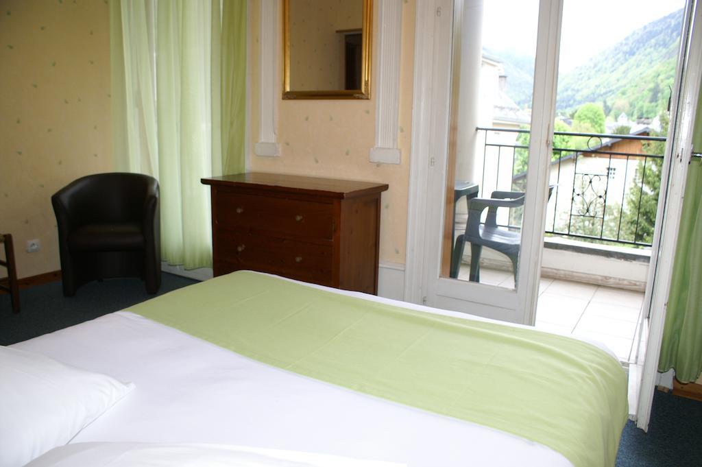 Hotel Celeste Bagneres-de-Luchon Phòng bức ảnh