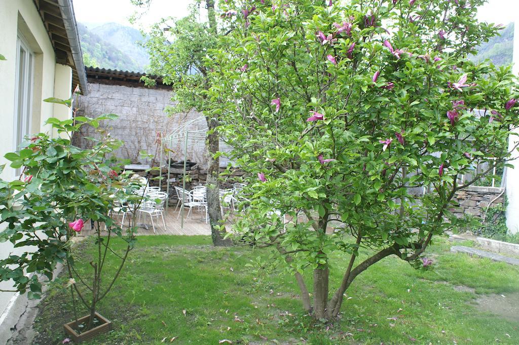 Hotel Celeste Bagneres-de-Luchon Ngoại thất bức ảnh