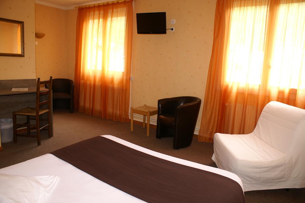 Hotel Celeste Bagneres-de-Luchon Phòng bức ảnh